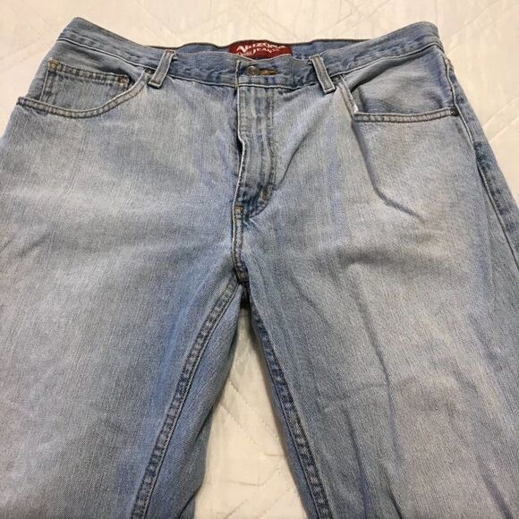 Arizona Jean Co distressed blue jeans size 36X29 - Picture 4 of 7